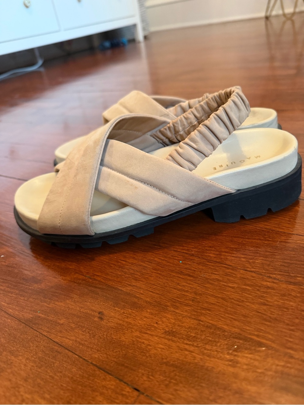 Maguire sandals - Picture 2 of 5
